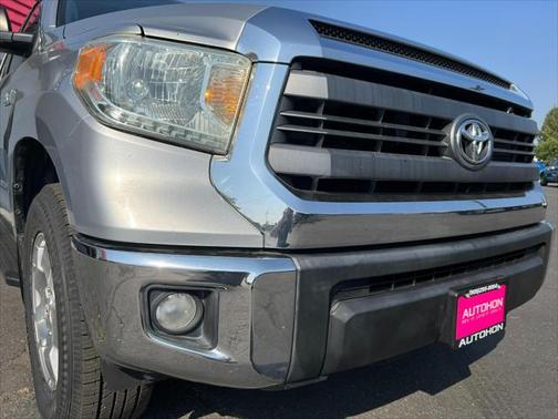 2014 Toyota Tundra SR5