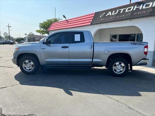 2014 Toyota Tundra SR5
