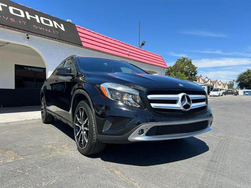 2016 Mercedes-Benz GLA-Class 4MATIC
