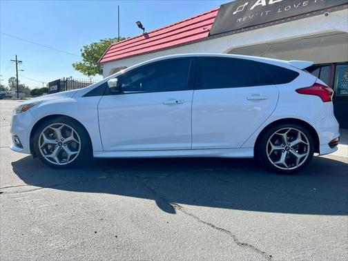 2018 Ford Focus ST