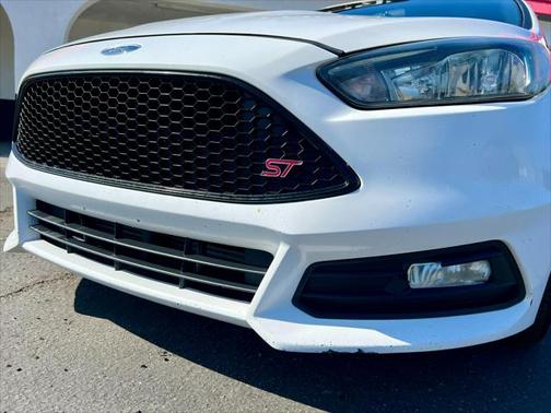 2018 Ford Focus ST