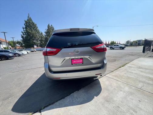 2018 Toyota Sienna Limited