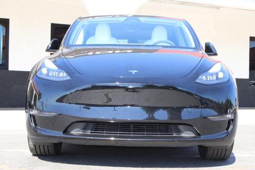 2024 Tesla Model Y Long Range Dual Motor All-Wheel Drive