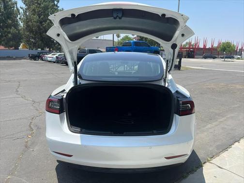 2022 Tesla Model 3 Standard Range