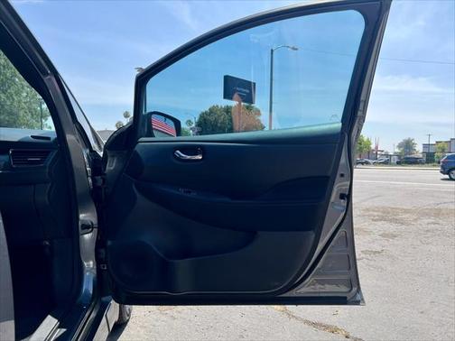 2019 Nissan Leaf S PLUS