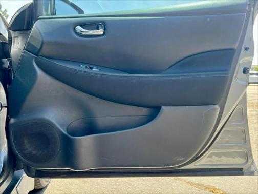 2019 Nissan Leaf S PLUS