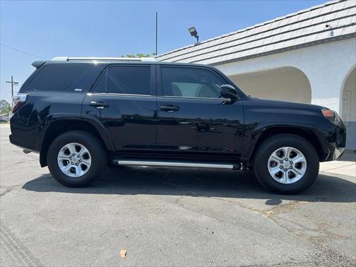 2017 Toyota 4Runner SR5