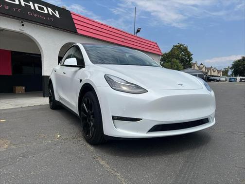 2021 Tesla Model Y Long Range Dual Motor All-Wheel Drive