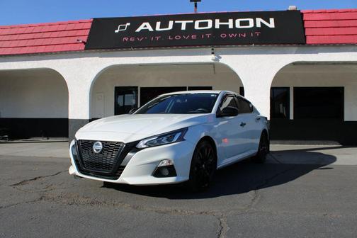 2022 Nissan Altima SR Intelligent AWD