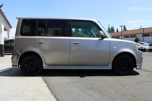2005 Scion xB Base