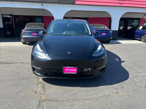 2022 Tesla Model Y Performance Dual Motor All-Wheel Drive