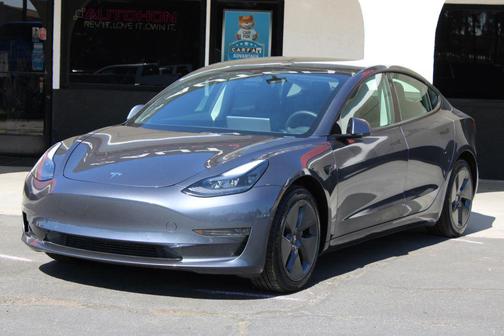 2022 Tesla Model 3 Standard Range