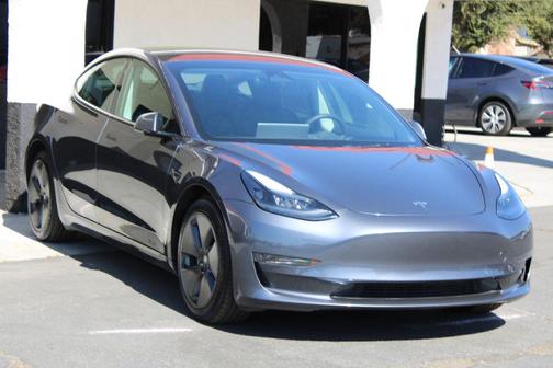 2022 Tesla Model 3 Standard Range