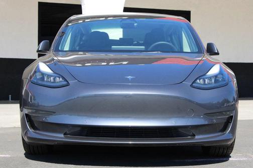 2022 Tesla Model 3 Standard Range