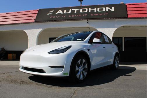 2021 Tesla Model Y Long Range Dual Motor All-Wheel Drive