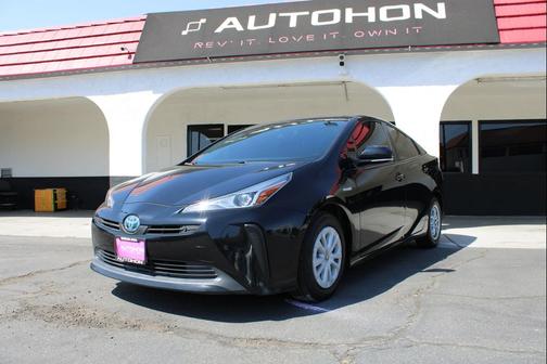 2019 Toyota Prius LE