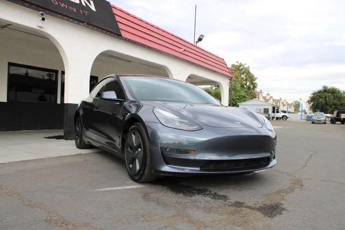 2023 Tesla Model 3 Standard Range