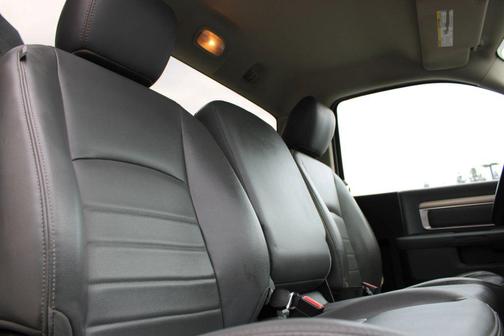 Bright White Clearcoat 2015 RAM 1500 Tradesman