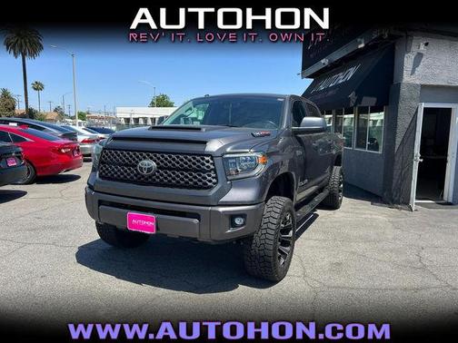 2018 Toyota Tundra SR5