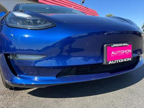 2022 Tesla Model 3 Standard Range