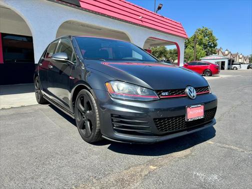 2015 Volkswagen Golf GTI 2.0T S 4-Door