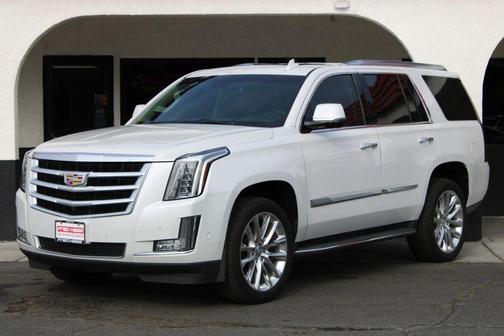 2019 Cadillac Escalade Luxury