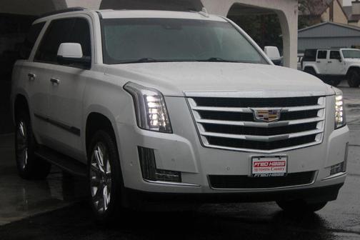 2019 Cadillac Escalade Luxury