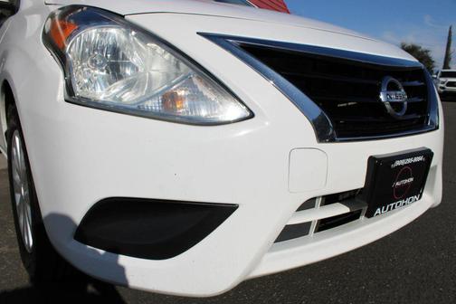 2019 Nissan Versa 1.6 SV