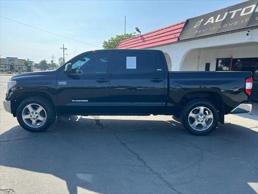 2017 Toyota Tundra SR5