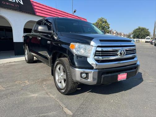2017 Toyota Tundra SR5