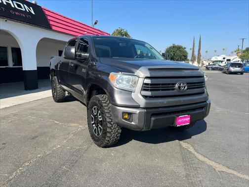 2014 Toyota Tundra SR5