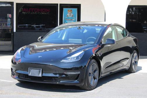 2022 Tesla Model 3 Standard Range