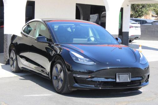 2022 Tesla Model 3 Standard Range