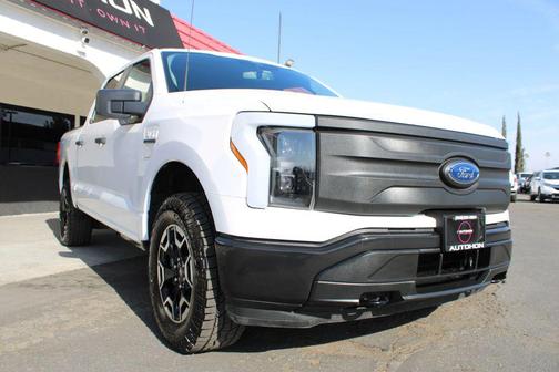 2022 Ford F-150 Lightning Pro