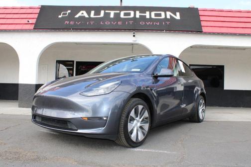2023 Tesla Model Y Long Range Sport Utility 4D