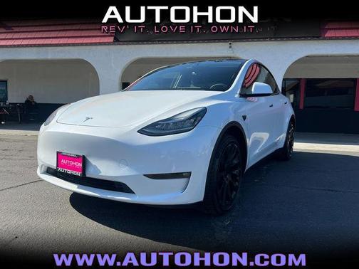 2022 Tesla Model Y Long Range Dual Motor All-Wheel Drive