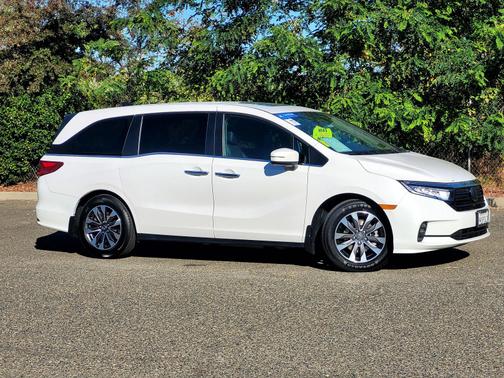 2023 Honda Odyssey 