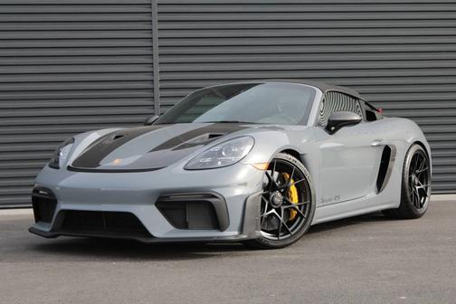 2024 Porsche 718 Spyder 