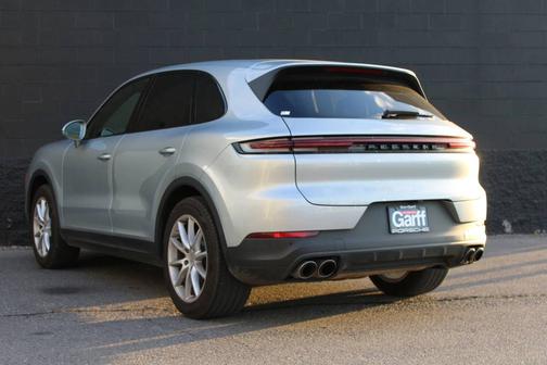 2024 Porsche Cayenne 