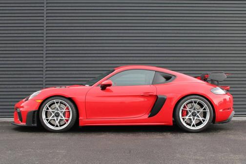 2025 Porsche 718 Cayman 