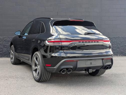 2025 Porsche Macan 