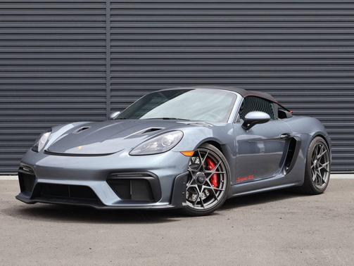 Vanadium Grey Metallic 2025 Porsche 718 Spyder