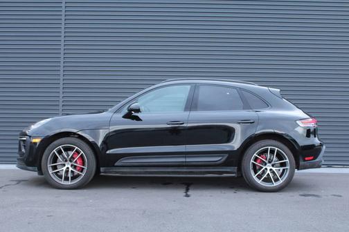 2023 Porsche Macan 
