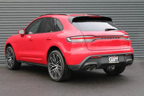 2022 Porsche Macan 
