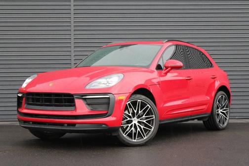2022 Porsche Macan 