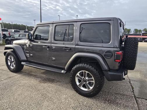 2020 Jeep Wrangler Unlimited Sahara