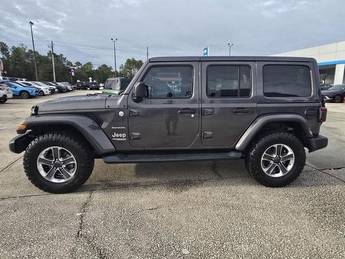 2020 Jeep Wrangler Unlimited Sahara