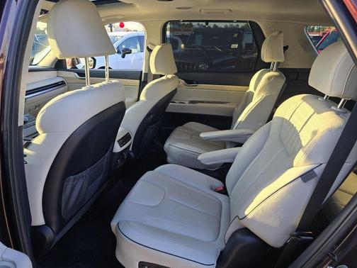 2024 Hyundai PALISADE Limited