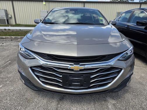 2024 Chevrolet Malibu 2LT