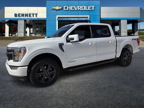 White Metallic 2023 Ford F-150 Lariat